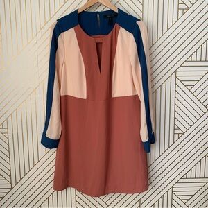 BCBGMaxAzria Cori Color Block keyhole long sleeve chiffon Dress S